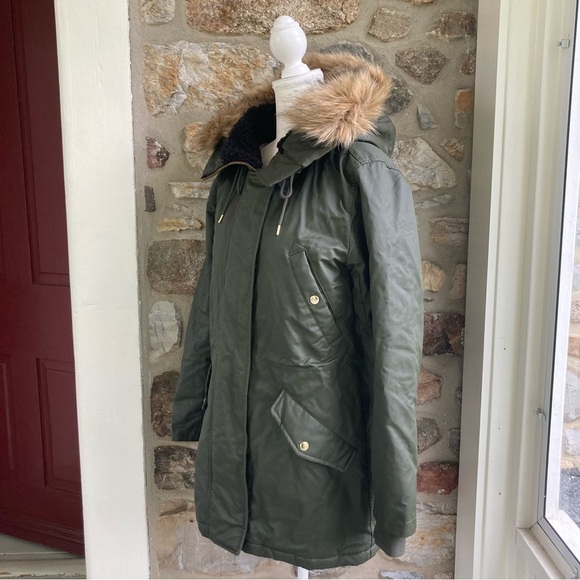 J. Crew Perfect winter parka with eco-friendly PrimaLoft Womens Small - Picture 6 of 16